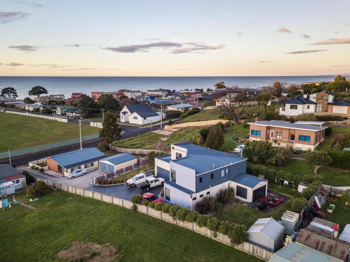Madsen Retreat Hotel Penguin Luaran gambar