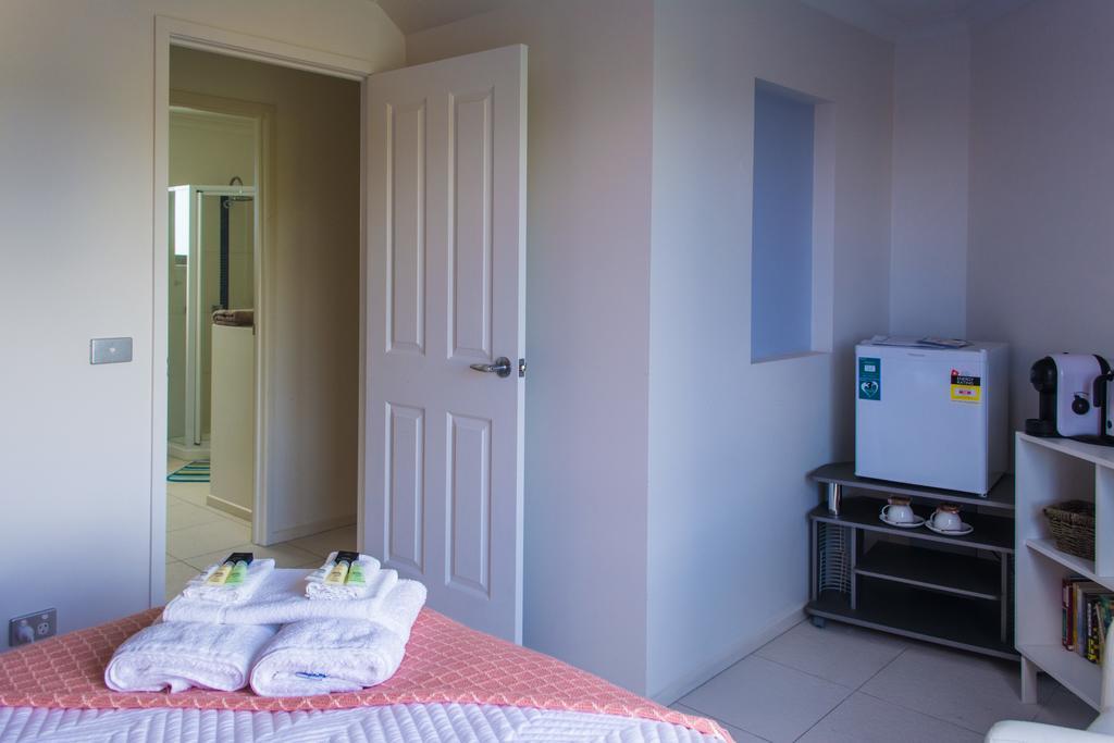 Madsen Retreat Hotel Penguin Luaran gambar
