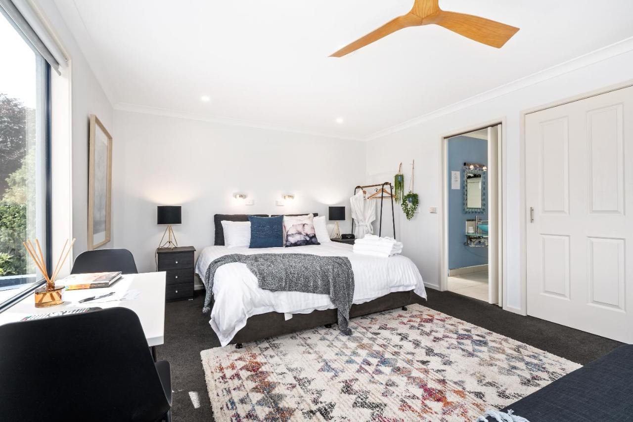 Madsen Retreat Hotel Penguin Luaran gambar